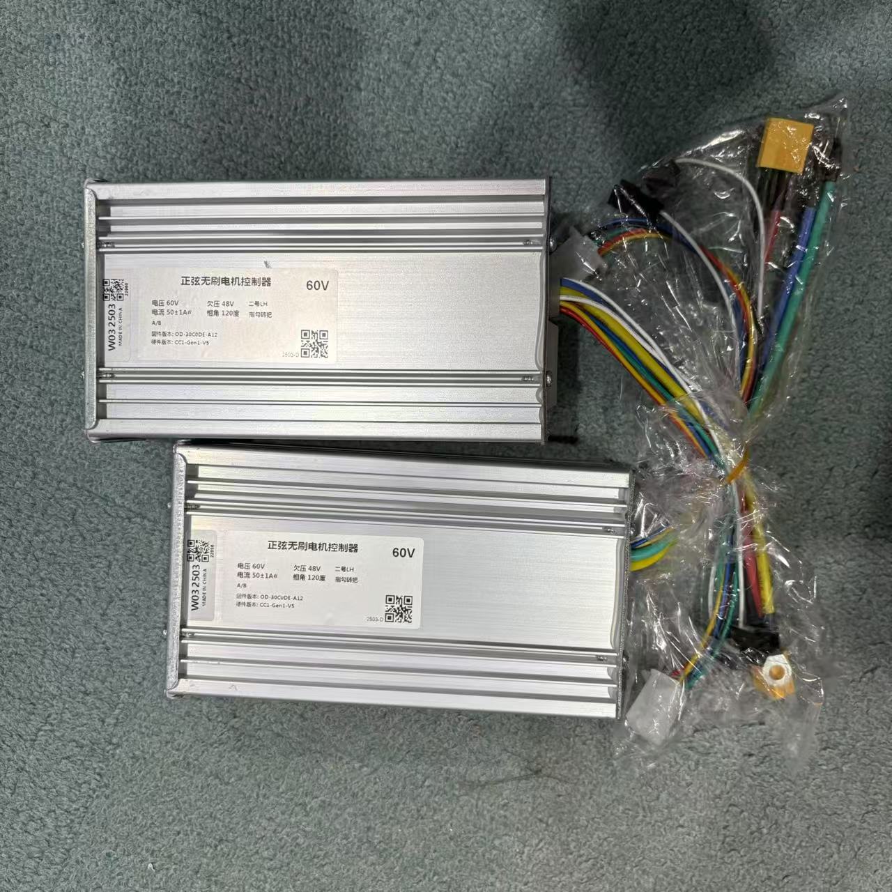 48 В 25 А 52 В 28 А 60 В 28 А  – обзор и цена 60V 5600W Dual Motor Electric Scooter